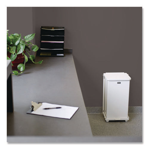 Defenders Heavy-duty Steel Step Can, 6.5 Gal, Steel, White